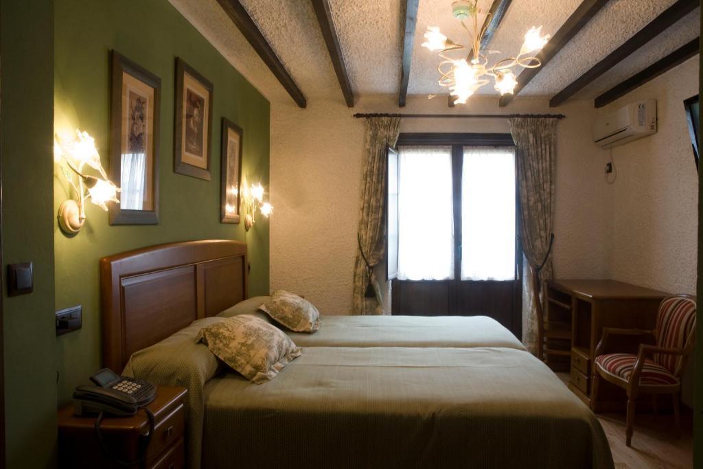 El Foyu Hotell Colunga Rum bild